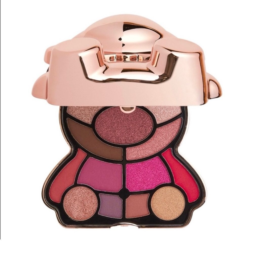 I Heart Revolution Teddy Bear Eyeshadow Palette Rosie - Picture 6 of 16